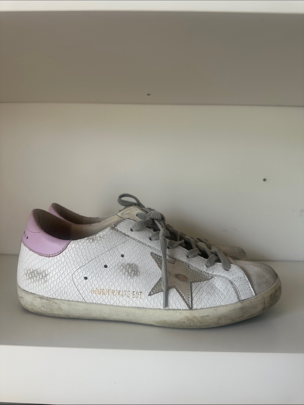Golden Goose Super-Star Private Edition low top sneakers in white with pink - Picture 5 of 6